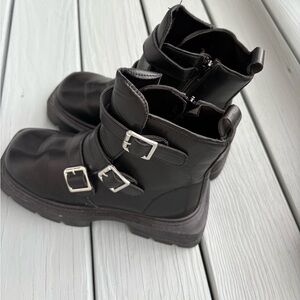 Black Chunky  Heel Combat Boots by Rouge Helium Size 9